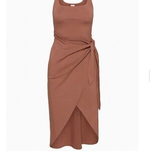 Aritzia Saturn Midi Dress